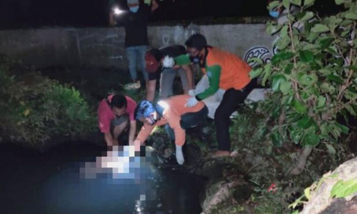 Geger, Mayat Mrs. X Ditemukan Tanpa Busana Ngambang di Kolam Alami Sumber Tutup Mojokerto