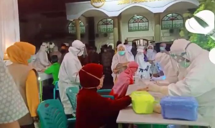 Rapid Test di Tiga Masjid Sidoarjo Usai Shalat Tarawih, Enam Jamaah Reaktif Covid-19