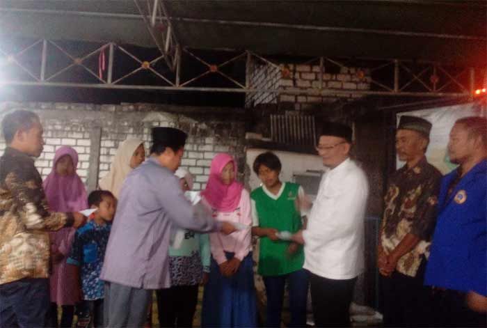 Hadiri Sedekah Bumi di Dahanrejo, Nurhamim Santuni Yatim Piatu