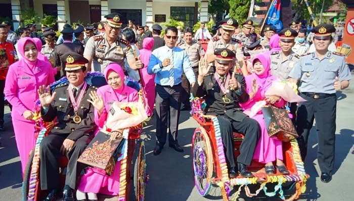 Ini yang Dilakukan Kapolres Kediri Kota Saat Lepas Anggota Purna Tugas