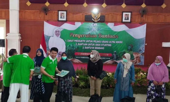 Peringati HUT ke-77 Provinsi, Wagub Jatim JJS Bersama Ratusan Masyarakat di Pamekasan