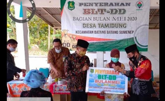 ​Penyerahan BLT DD Desa Tamedung Tahap II Sukses dan Aman