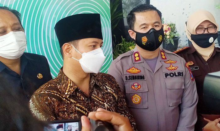 Resmikan Caffe Pelayanan Publik Pertama, Bupati Arifin Janjikan Bakal Ada di Tiap Kantor Desa