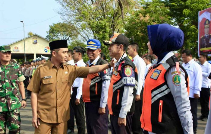 Wakil Wali Kota Pasuruan Sampaikan Amanat Kapolri saat Pimpin Apel Gelar Pasukan Ketupat 2023