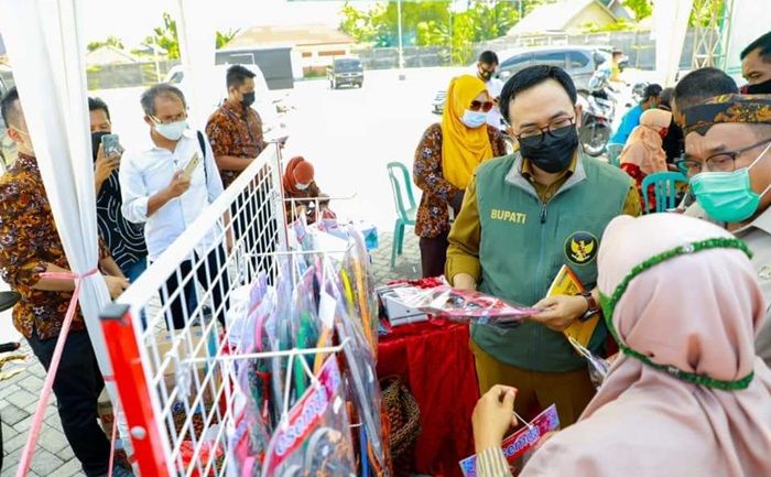 Dongkrak Pertumbuhan Ekonomi di Masa Pandemi, Bupati Pamekasan Optimalkan Belanja Produk Lokal