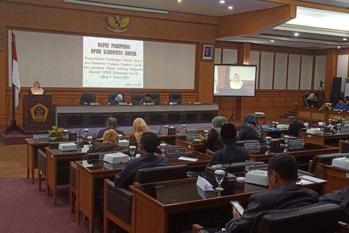 DPRD Gresik Tanggapi Usulan Ranperda Pembangunan  Industri Prakarsa Eksekutif