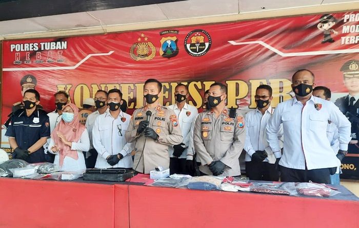 Tak Terima Motornya Ditarik Debt Collector, Warga Tuban Sekap dan Aniaya Kepala Penarikan Leasing