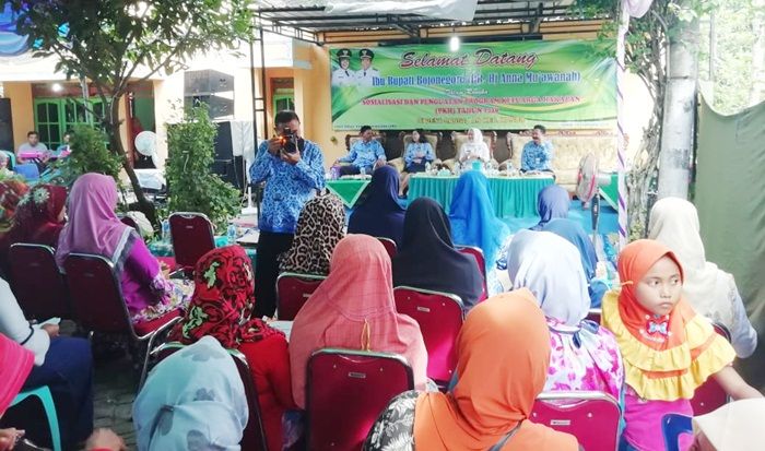 ​Graduasi Mandiri, Bupati Bojonegoro Apresiasi Tiga Peserta PKH Asal Kanor