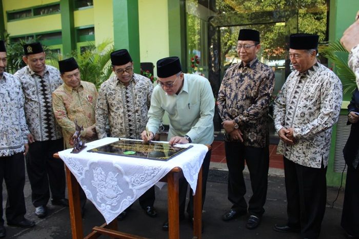 ​Kakanwil Kemenag Jatim dan Bupati Resmikan Kantor PTSP Kemenag Tuban