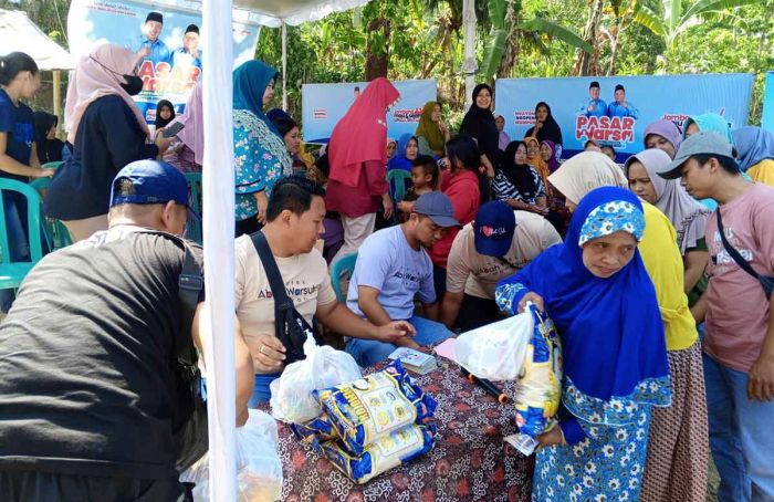 Gelar Pasar Murah di Wonosalam, Relawan Warsubi-Gus Salman Siapkan Ratusan Paket Sembako