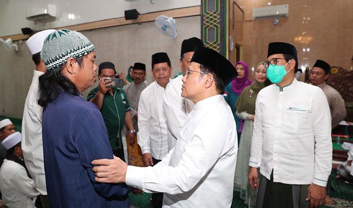 Wujud Empati, Cak Imin Ikuti Tahlil Korban Kecelakaan Tol Sumo