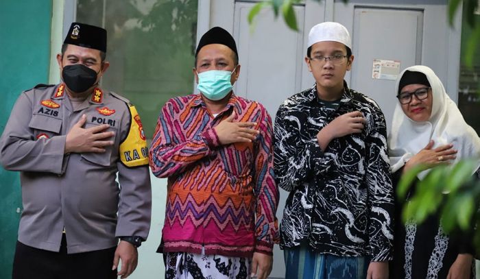 Pelihara Kambtibmas, Kapolres Gresik Sowan ke Pondok Pesantren