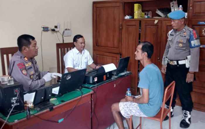 Marah Diingatkan Sholat, Seorang Anak Tega Bacok Ayahnya