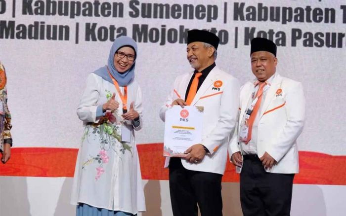 Giliran PKS Beri Rekom Indah-Yudha di Pilkada Lumajang 2024