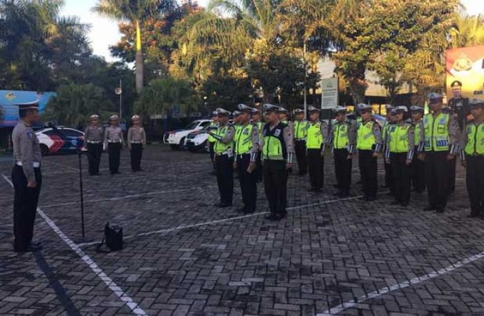 Sebelum Awali Rutinitas, Anggota Satlantas Polres Batu Harus Apel dan Baca Asmaul Husna