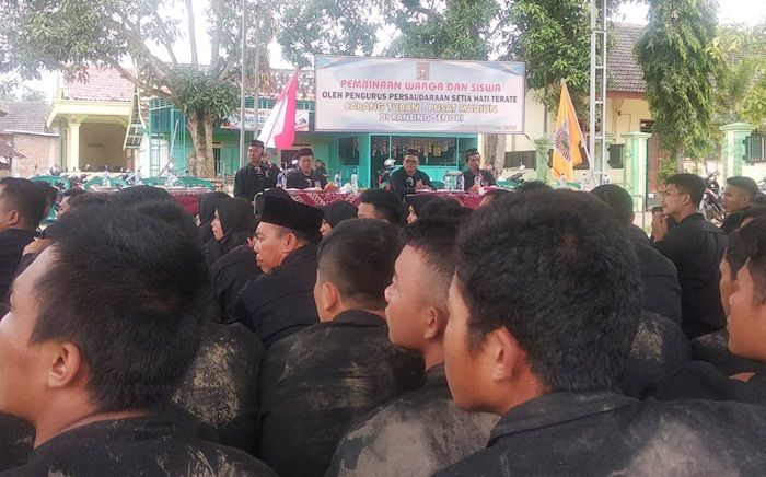 ​Ratusan Pendekar PSHT Tuban Ikuti Pembinaan dan Tes Kenaikan Sabuk