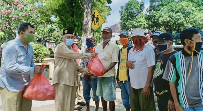 Kemenag Tuban Bagikan Daging Kurban di Hari Terakhir Tasyrik 