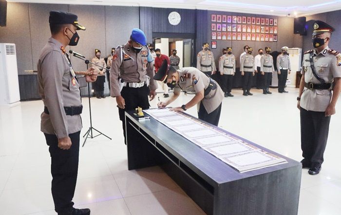 Empat Perwira Polres Ngawi Jalani Sertijab