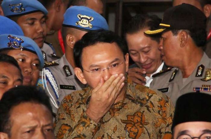 Pekan Depan Mulai Disidang, 13 Jaksa Siapkan Dakwaan, Ahok Mengaku Pasrah