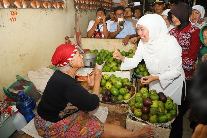 ​Khofifah Ingin Harga Sembako Terjangkau Masyarakat dan Untungkan Petani