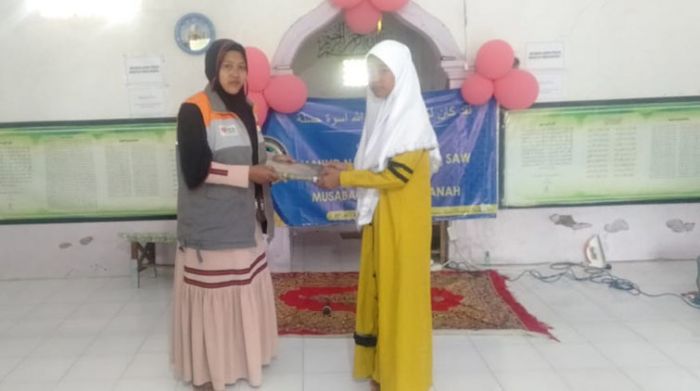 Rumah Zakat Salurkan 18 Alquran ke Pondok Pesantren Al-Marzuqi Pamekasan