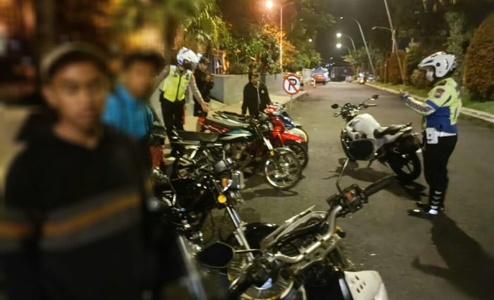 Razia Balap Liar dan Knalpot Brong, Satlantas Polres Batu Amankan 6 Motor