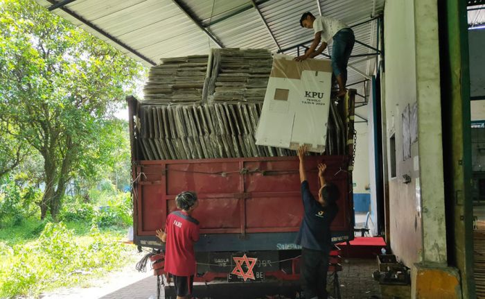 Logistik Pemilu 2024 Mulai Berdatangan di Jember