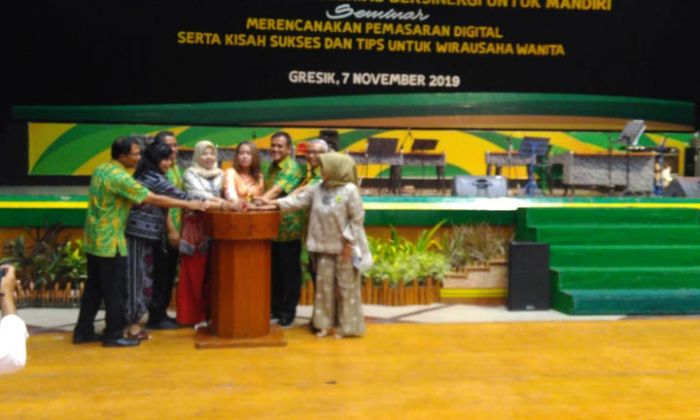 HUT ke-18, PIKPG Gelar Baksos dan Kampanyekan Cerdas Berplastik