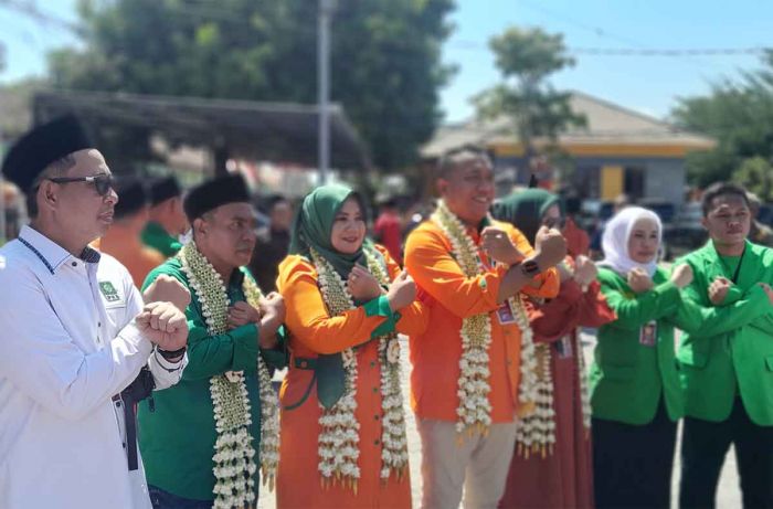 Yusuf Rio Wahyu Prayogo-Ulfiyah Daftar ke KPU Situbondo