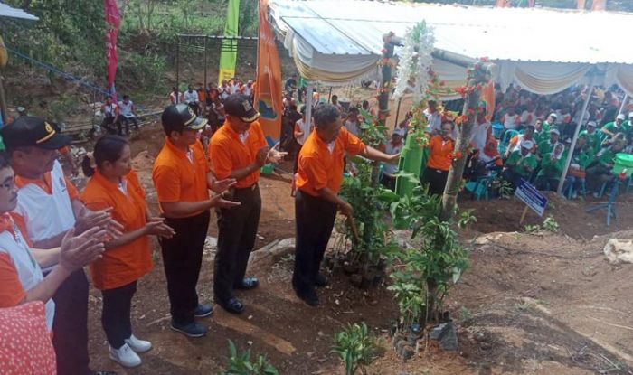 Bupati Indartato Harapkan Hutan di Pacitan Lebih Ijo Royo-royo