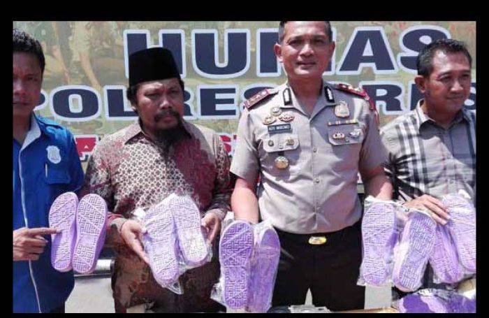 Polres Gresik Sita 609 Sandal Berlafadz Allah, Diproduksi Sejak Setahun Lalu