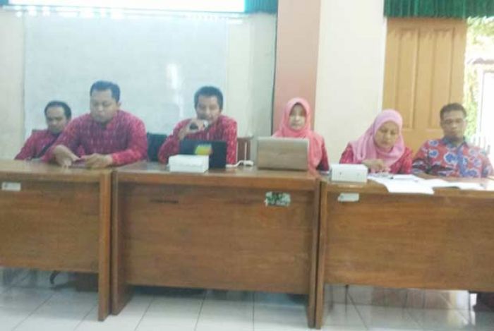 Protes Pengelolaan SMA oleh Pemprov, Dewan Pendidikan Kota Kediri Keluarkan 10 Petisi