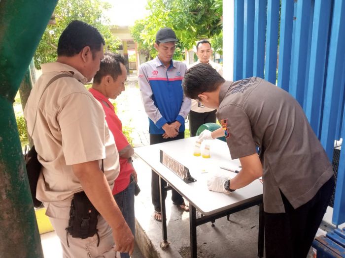 Polres Ngawi Gelar Tes Urin dan Kesehatan Sopir di Terminal Kertonegoro