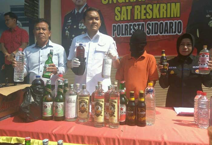 Jual Jamu Tradisional Oplosan Miras, Pria ini Diamankan Satreskrim Polresta Sidoarjo