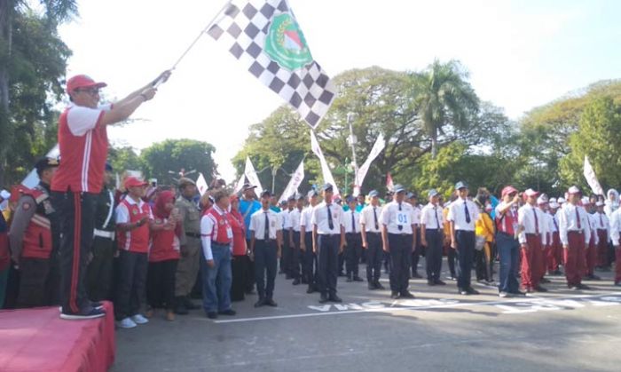 Bupati Pamekasan Lepas Lomba Gerak Jalan Dalam Rangka HUT Kemerdekaan RI ke-74 Tahun 2019