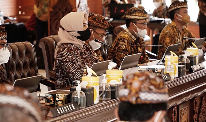 Gelar Bimtek dan Evaluasi LPPD tahun 2022, Wali Kota Mojokerto Bilang Begini