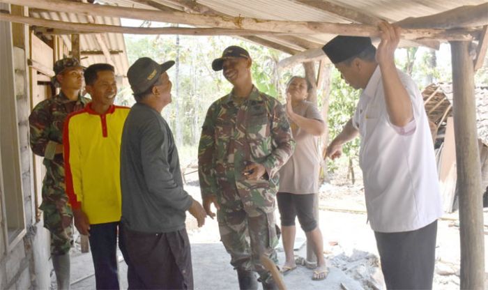 Dukung Giat TMMD ke-106, Danramil Donomulyo Laksanakan Komsos