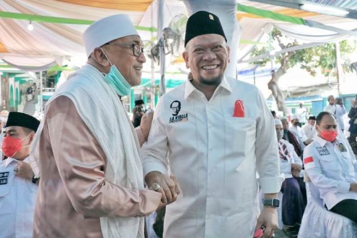 Hadiri Haul KH Hamid, LaNyalla Apresiasi Pemerintah Alokasi Anggaran Rp 2,6 Miliar untuk Pesantren