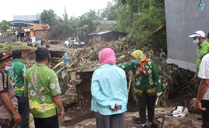 Pasca Putusnya Jembatan Desa Ngerong, Warga Minta Pemkab Pasuruan Segera Lakukan Penanganan