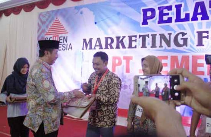 Semen Indonesia Bekali Teknik Pemasaran Kepada Pelaku UMKM Rembang dan Blora