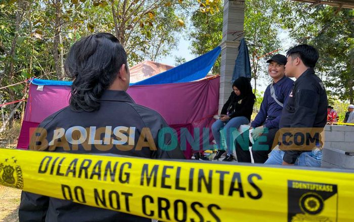 Pembongkaran Kuburan di Sampang Jadi Tontotan Warga, Polda Jatim Pasang Police Line