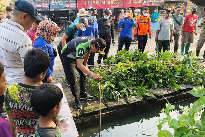 Blusukan ke Desa Kalitengah Tanggulangin, Bupati Muhdlor Bakal Aktifkan Lagi Kerja Bakti