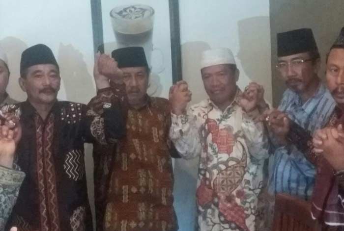 ​Kiai Kampung Minta Khofifah Mundur dari Kabinet