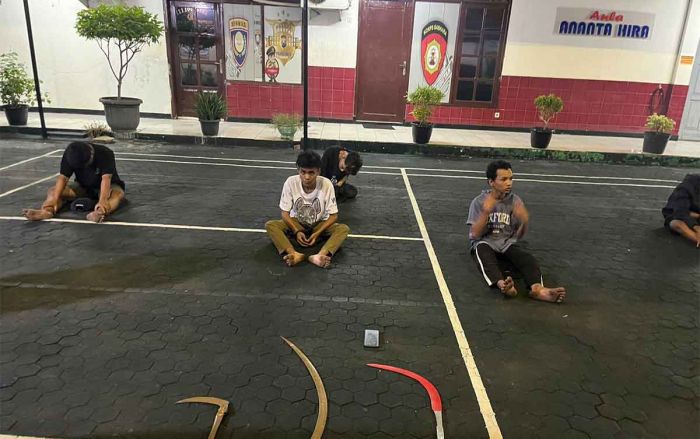 Amankan 5 Remaja Bersajam, Tim Respatti Sat Samapta Polrestabes Surabaya Gagalkan Tawuran