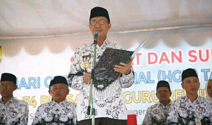 Bupati Tuban: Teknologi Tak Bisa Gantikan Peran Guru