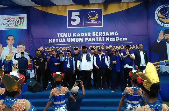 Surya Paloh Motivasi Ribuan Kader dari Empat Kabupaten