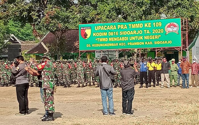 Dandim 0816/Sidoarjo ​Pimpin Upacara Pembukaan Pra-TMMD Desa Kedungkembar