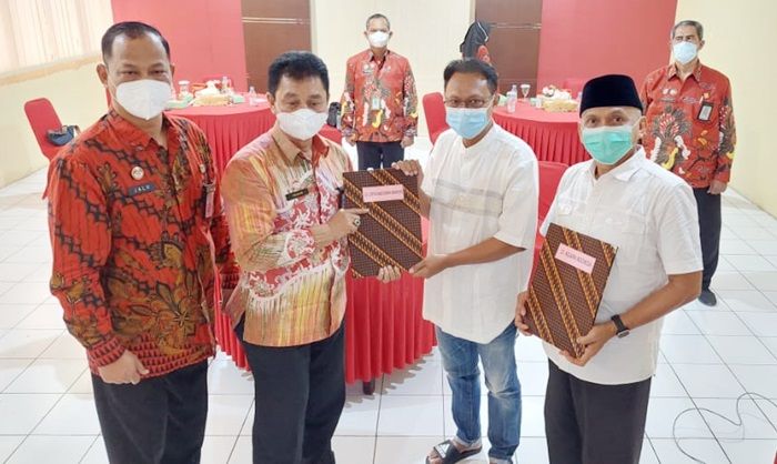 Bekal Saat Bebas, Sembilan Narapidana di Jatim Terima Sertifikat Perseroan Perorangan