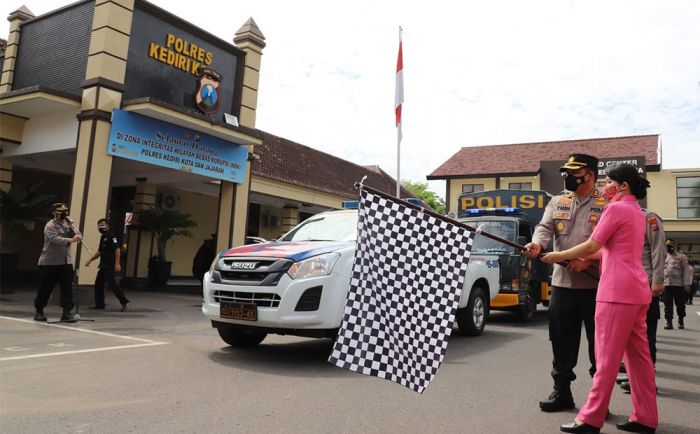 Polres Kediri Kota Kirim 3 Truk Berisi Bantuan untuk Korban Erupsi Semeru di Lumajang