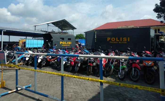 Razia Balap Liar, Polisi di Blitar Amankan 87 Motor